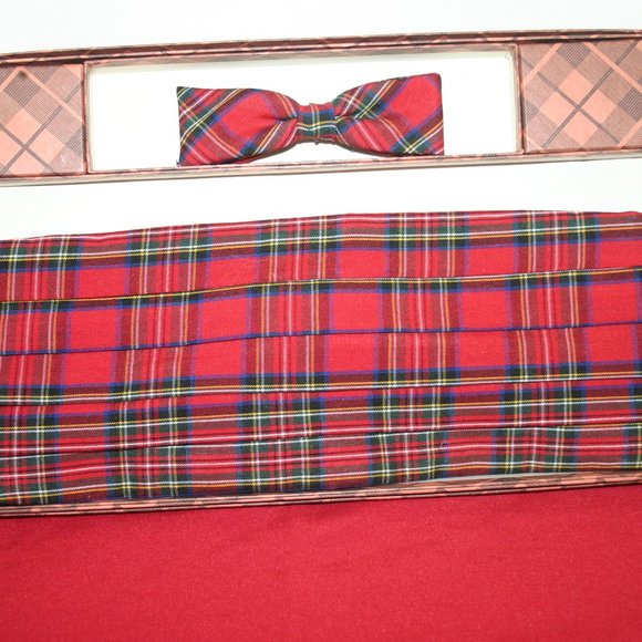 Vintage Christmas Red Plaid Pleated Cummerbund & Bow Tie Set R-989